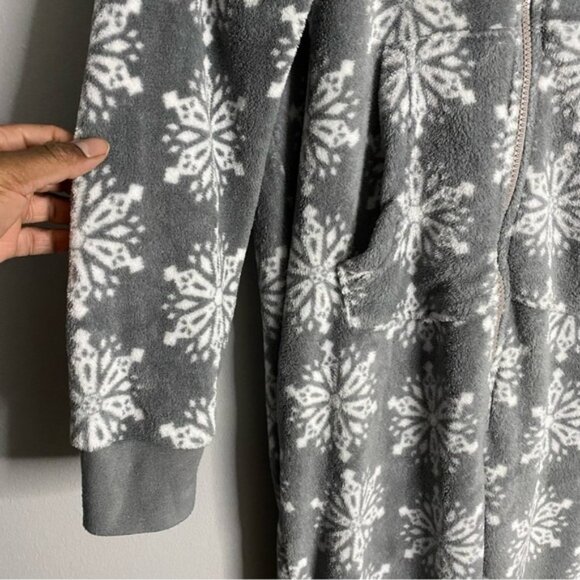 Mikk Lounge Snowflake Pattern Hooded Fleece Cozy Onesie - Picture 4 of 8
